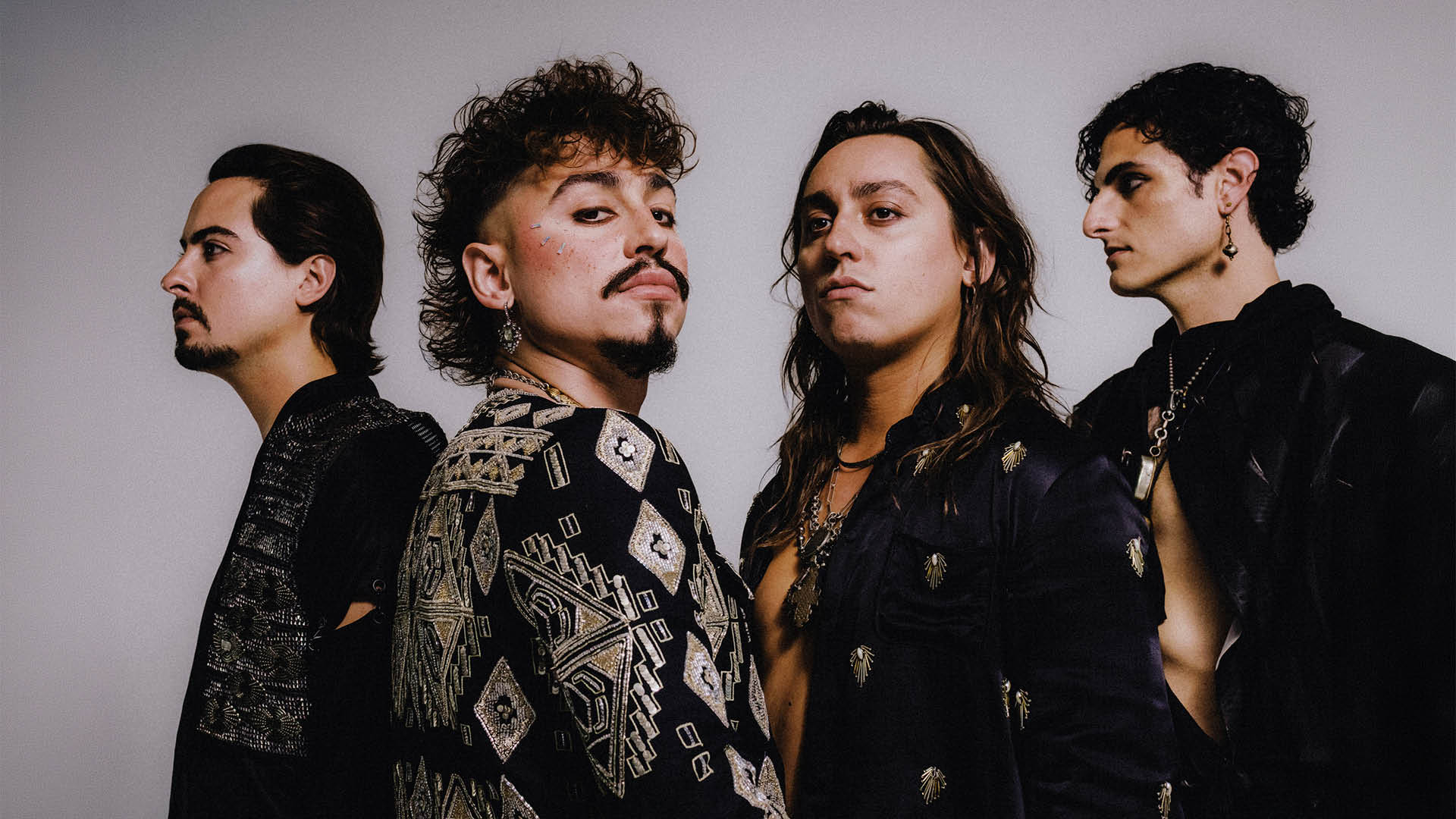Greta Van Fleet - Into The Beginning